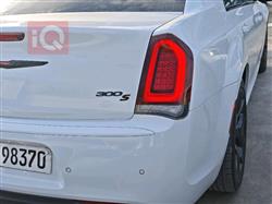 کرایسلەر 300